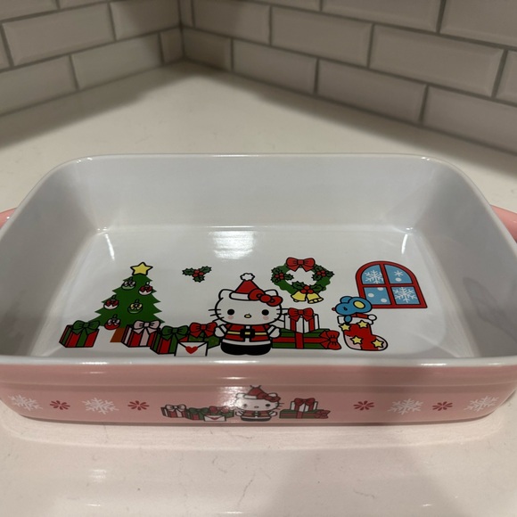 Sanrio Pink and White Hello Kitty Holiday Baking Dish - Picture 1 of 7